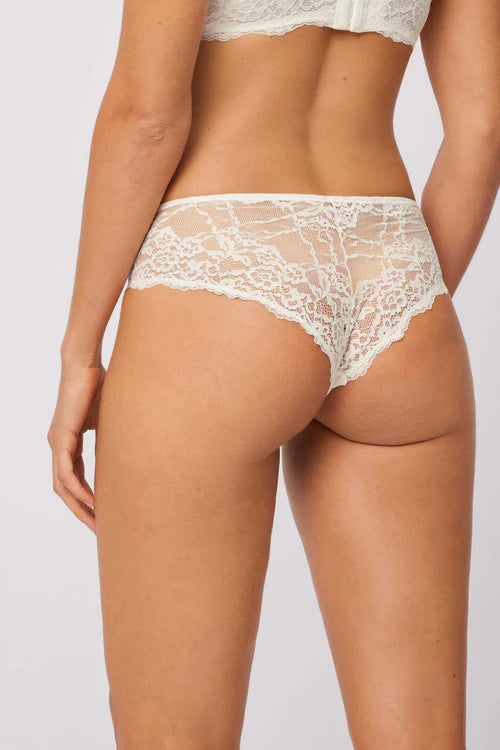 Ropa interior brasileña Ysabel Mora