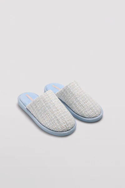 Chinelo Ysabel Mora Senhora