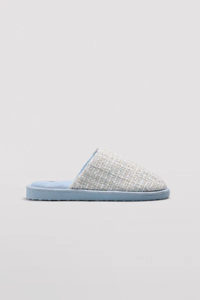 Chinelo Ysabel Mora Senhora