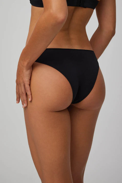 Cueca Brasileira Ysabel Mora