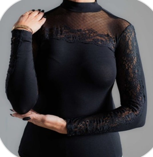 Second Skin Nightdress with Lace