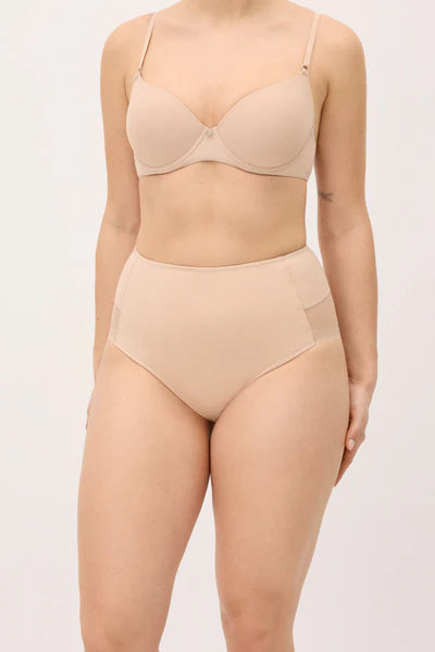 Cueca Redutora de Algodão com Tule Ysabel Mora,  Compressão Leve